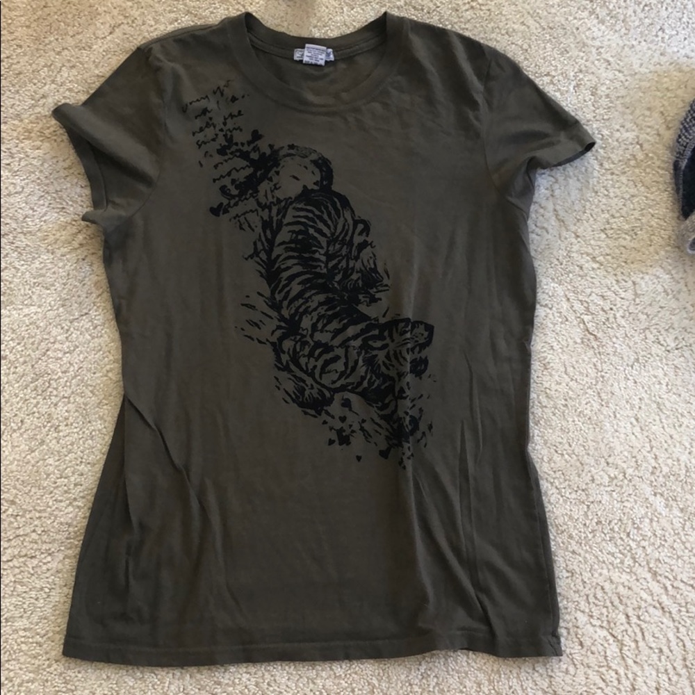 Lucky Brand T